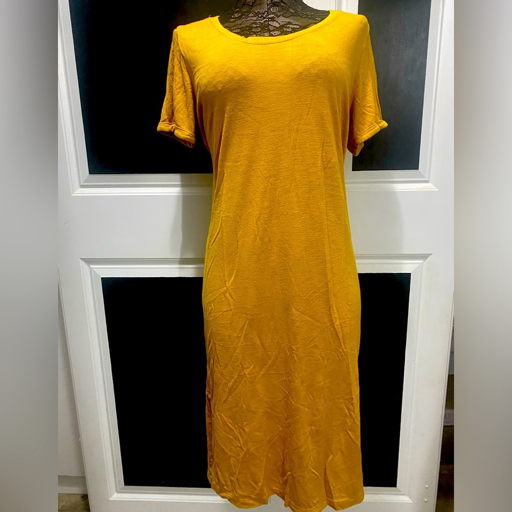 Jessica Simpson dress size (L)